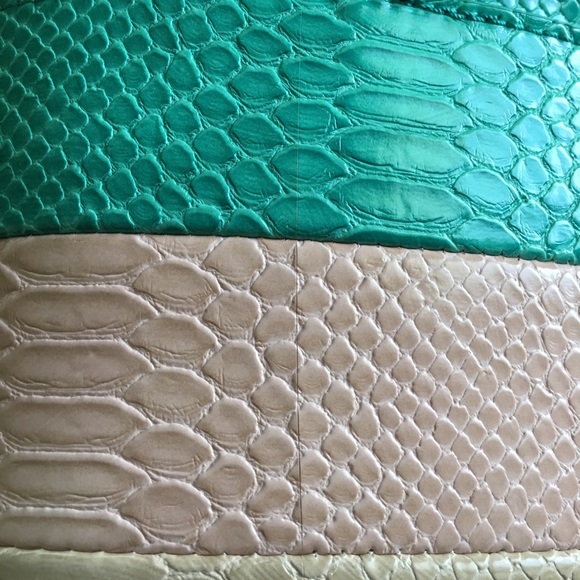 Anthropologie | Striped Bucket Bag - Picture 8 of 8